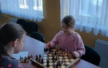 32 (Copy)