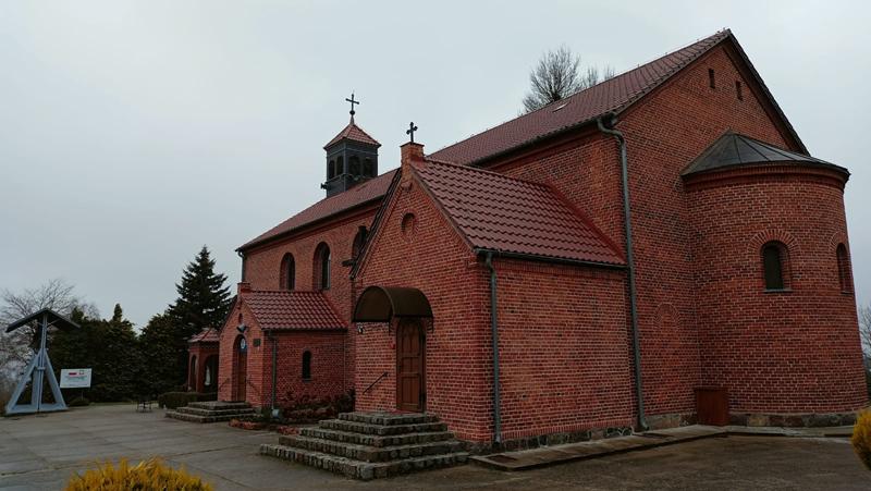 Śladami_historii_-_Kości&oacute;ł_w_Parchowie_cz-I